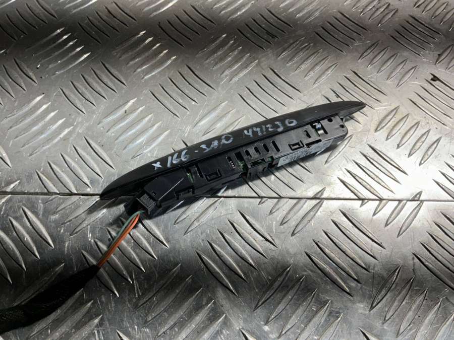 A0015425123 Индикатор парковки Mercedes-Benz GL X166 2014г. | Фото № 2 A0015425123 Индикатор парковки Mercedes-Benz GL X166 2014г. - Фото 2