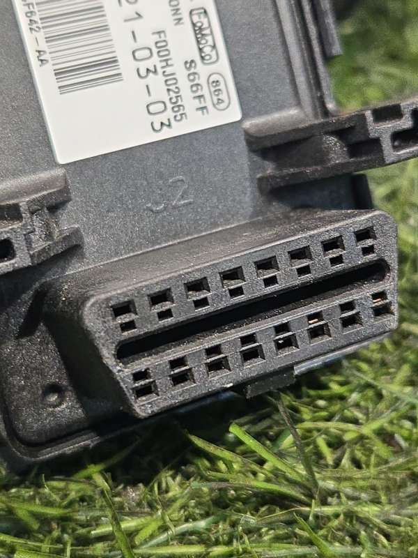 MR3T-14F642-AA Диагностический разъем Ford Mustang 2021г. | Фото № 4 MR3T-14F642-AA Диагностический разъем Ford Mustang 2021г. - Фото 4