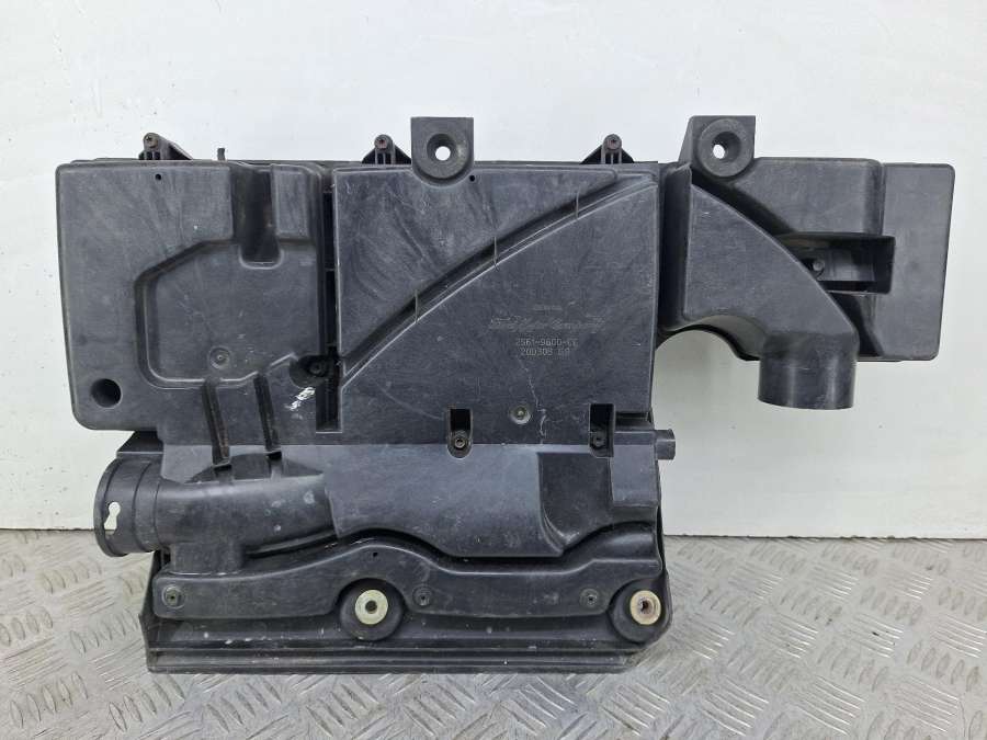 2S619600CE Корпус воздушногo фильтра Ford Fiesta 5 2004г. | Фото № 4 2S619600CE Корпус воздушногo фильтра Ford Fiesta 5 2004г. - Фото 4