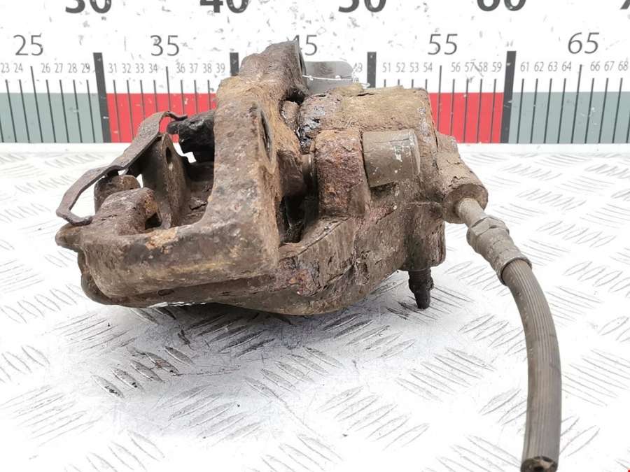 Суппорт передний правый Mercedes Sprinter 1 (W901-905) (1995-2006) Микроавтобус 2002г. | Фото № 5 Суппорт передний правый Mercedes Sprinter 1 (W901-905) (1995-2006) Микроавтобус 2002г. - Фото 5