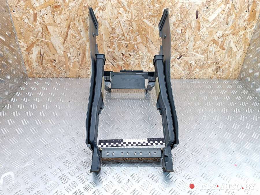 MR402404 Консоль салона (кулисная часть) Mitsubishi Pajero 3 2004г. | Фото № 5 MR402404 Консоль салона (кулисная часть) Mitsubishi Pajero 3 2004г. - Фото 5