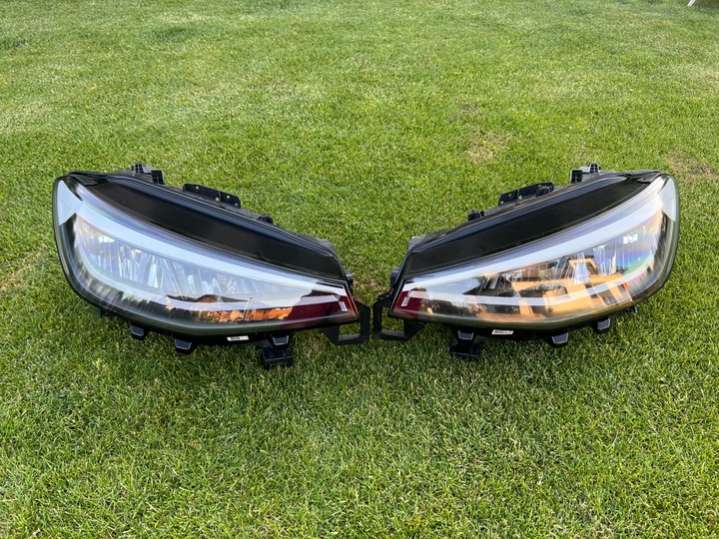 11C941030 Фара правая Volkswagen ID.4 1 поколение (2020-2024) 2020г. | Фото № 1 11C941030 Фара правая Volkswagen ID.4 1 поколение (2020-2024) 2020г. - Фото 1