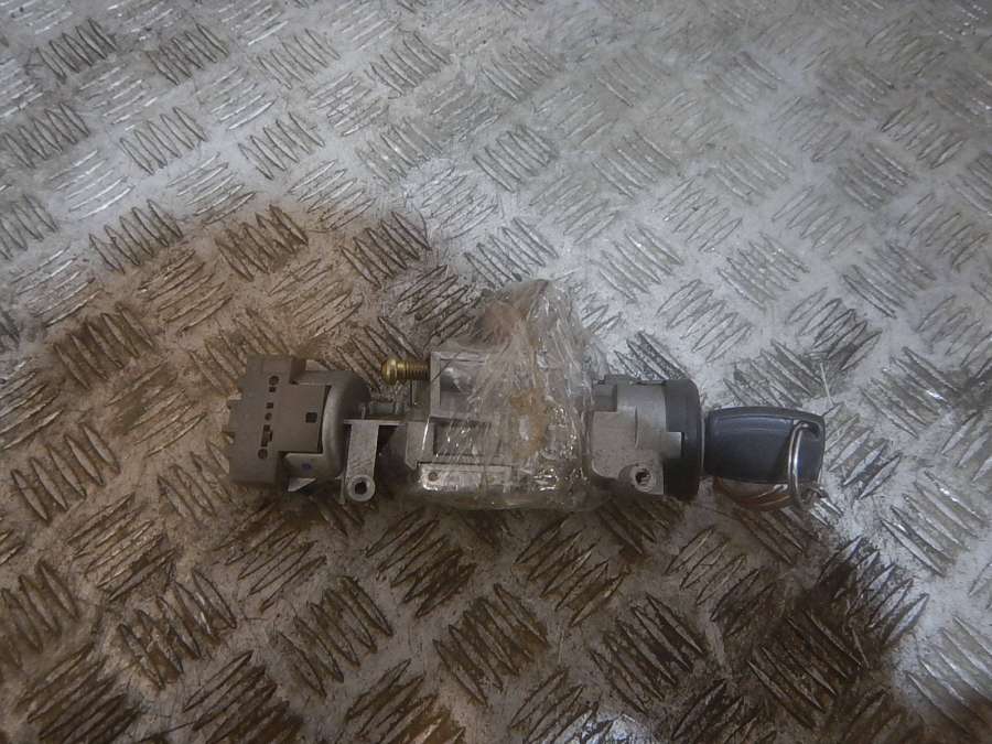 Замок зажигания Ford C-Max 0000г. | Фото № 2 Замок зажигания Ford C-Max 0000г. - Фото 2