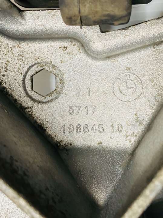 6769874-026769848-02 Подушка крепления КПП BMW 5 E60/E61 (2002-2007) 2002г. | Фото № 5 6769874-026769848-02 Подушка крепления КПП BMW 5 E60/E61 (2002-2007) 2002г. - Фото 5