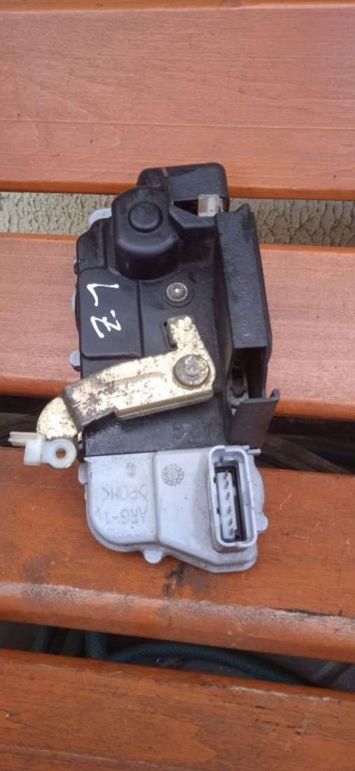 Замок двери задней левой Citroen Xsara Picasso 2005г. | Фото № 3 Замок двери задней левой Citroen Xsara Picasso 2005г. - Фото 3