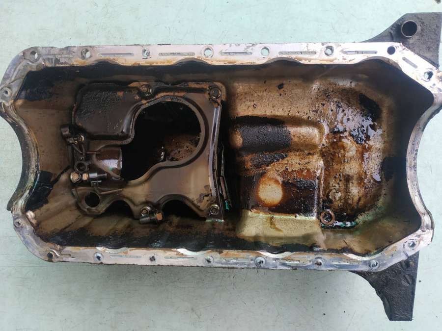 Масляный поддон Mazda 323 5 1998г. | Фото № 1 Масляный поддон Mazda 323 5 1998г. - Фото 1