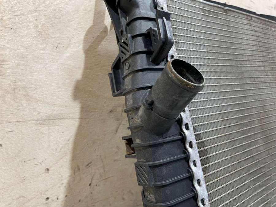 3M5H8005TL Радиатор основной Volvo V50 2005г. | Фото № 4 3M5H8005TL Радиатор основной Volvo V50 2005г. - Фото 4