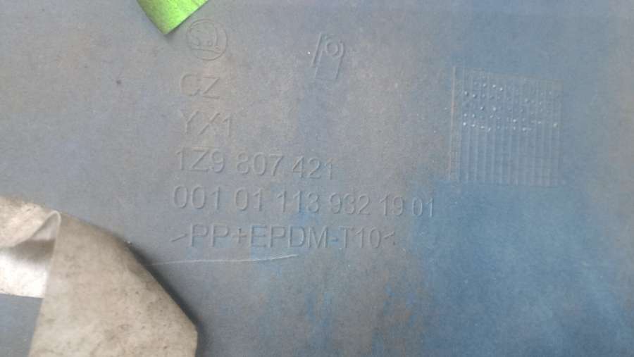 Бампер задний SKODA OCTAVIA A5 2004г. | Фото № 13 Бампер задний SKODA OCTAVIA A5 2004г. - Фото 13