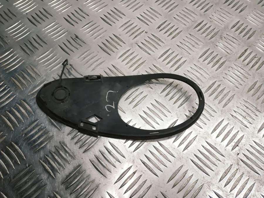 A2038850523 Решётка бампера боковая левая Mercedes-Benz C W203/S203/CL203 W203 2002г. | Фото № 2 A2038850523 Решётка бампера боковая левая Mercedes-Benz C W203/S203/CL203 W203 2002г. - Фото 2