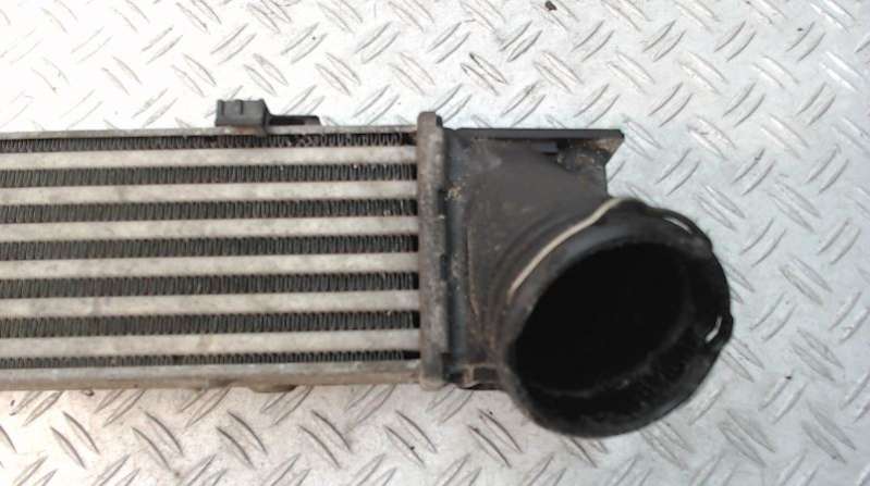 Радиатор интеркулера BMW 3 E90 (2005 - 2011) Седан 2010г. | Фото № 3 Радиатор интеркулера BMW 3 E90 (2005 - 2011) Седан 2010г. - Фото 3