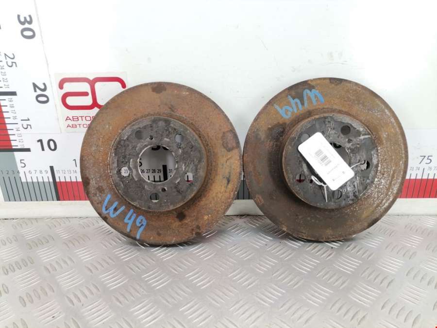 Диск тормозной передний Toyota Prius 2 (XW20) (2003-2009) Хетчбэк 5дв. 2007г. | Фото № 1 Диск тормозной передний Toyota Prius 2 (XW20) (2003-2009) Хетчбэк 5дв. 2007г. - Фото 1