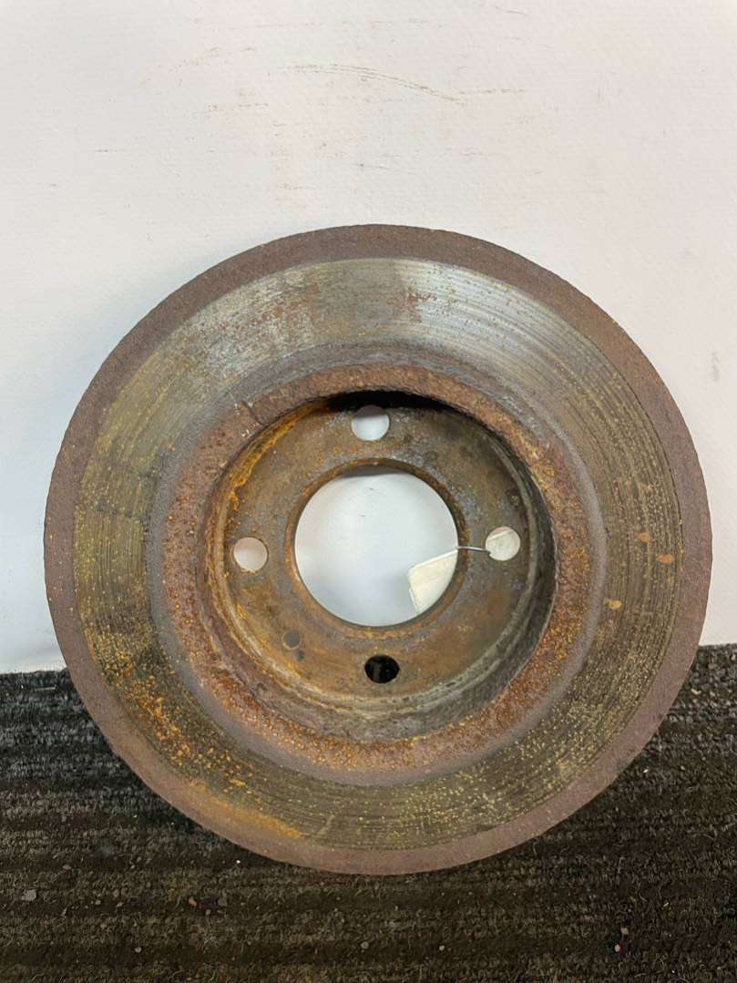 Диск тормозной передний Volkswagen Golf 2 хэтчбек 1990г. | Фото № 4 Диск тормозной передний Volkswagen Golf 2 хэтчбек 1990г. - Фото 4