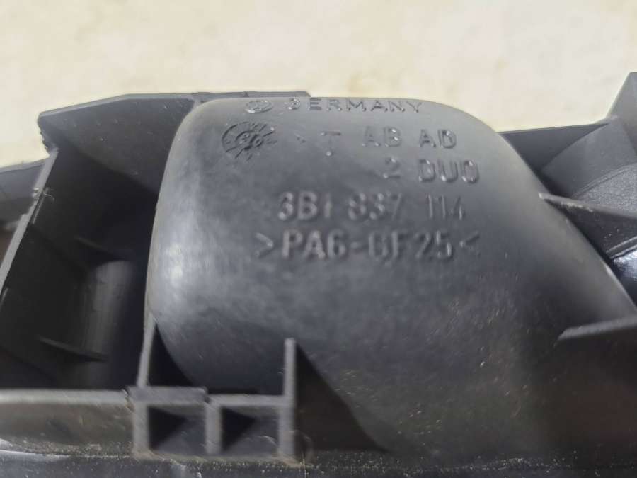 3B1837114 Ручка внутренняя двери передней правой Volkswagen Passat B5 универсал 2003г. | Фото № 3 3B1837114 Ручка внутренняя двери передней правой Volkswagen Passat B5 универсал 2003г. - Фото 3