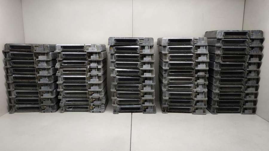 SIEMENSBVMHOM77007318017700735140S100813101H Блок управления двигателем Renault 19 0000г. | Фото № 4 SIEMENSBVMHOM77007318017700735140S100813101H Блок управления двигателем Renault 19 0000г. - Фото 4