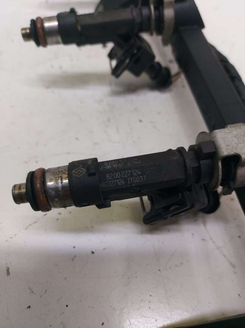 82002271240280158034 Форсунка Renault Logan 1 2009г. | Фото № 3 82002271240280158034 Форсунка Renault Logan 1 2009г. - Фото 3