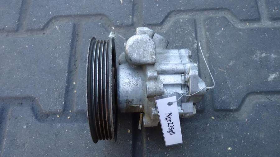 6N0145157 Насос гидроусилителя руля  Volkswagen Caddy 2 поколение 1998г. | Фото № 1  6N0145157 Насос гидроусилителя руля  Volkswagen Caddy 2 поколение 1998г. - Фото 1