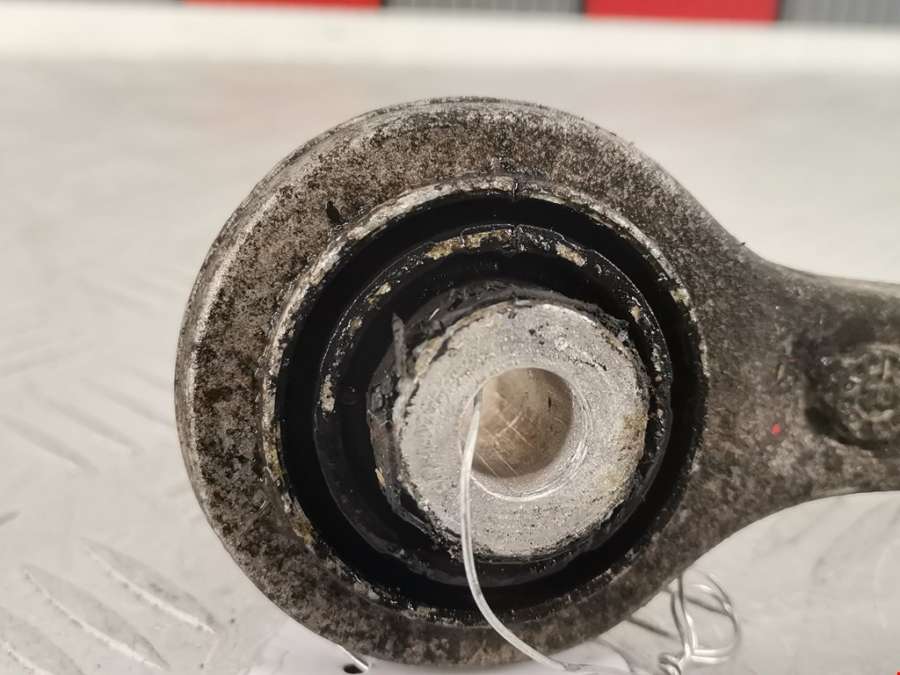 Рычаг задней подвески BMW X5 (E53) (1999-2006) Внедорожник 2002г. | Фото № 5 Рычаг задней подвески BMW X5 (E53) (1999-2006) Внедорожник 2002г. - Фото 5