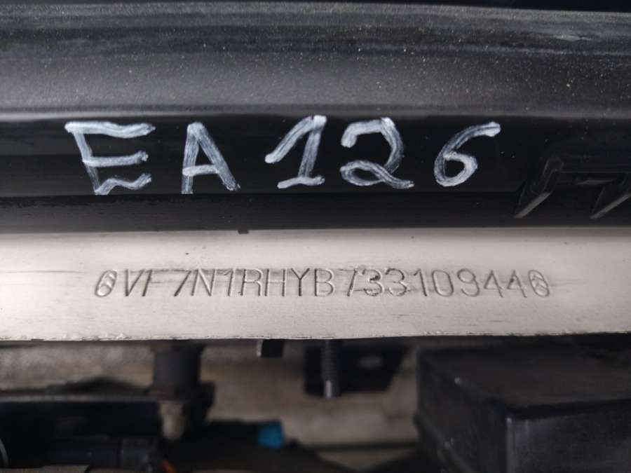 367637B Рамка капота Citroen Xsara (1997-2006) Хетчбэк 5дв. 2002г. | Фото № 12 367637B Рамка капота Citroen Xsara (1997-2006) Хетчбэк 5дв. 2002г. - Фото 12