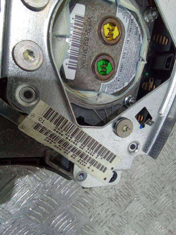 2038600502 Подушка безопасности водителя Mercedes-Benz C 2004г. | Фото № 3 2038600502 Подушка безопасности водителя Mercedes-Benz C 2004г. - Фото 3