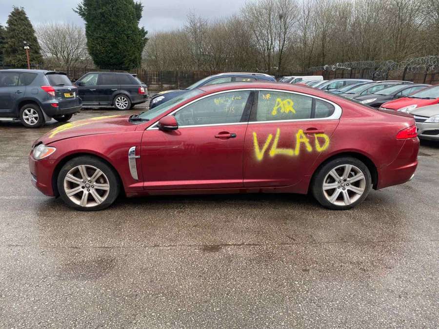 9X239Y439AD Патрубок системы охлаждения Jaguar XF (X250) (2007-2015) Седан 2009г. | Фото № 12 9X239Y439AD Патрубок системы охлаждения Jaguar XF (X250) (2007-2015) Седан 2009г. - Фото 12