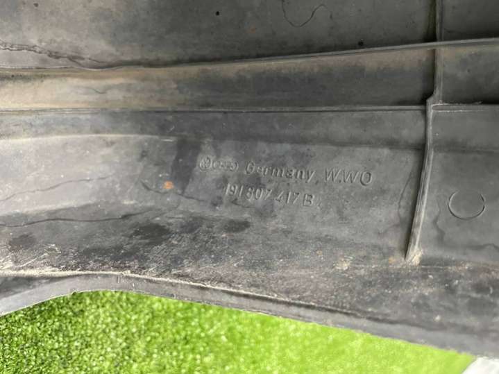 191807417B Бампер задний Volkswagen Golf II 1988г. | Фото № 7 191807417B Бампер задний Volkswagen Golf II 1988г. - Фото 7