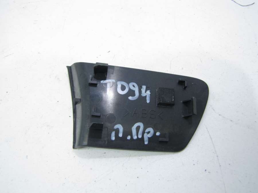 Накладки на ручки дверей Toyota Prius 3 2009г. | Фото № 2 Накладки на ручки дверей Toyota Prius 3 2009г. - Фото 2