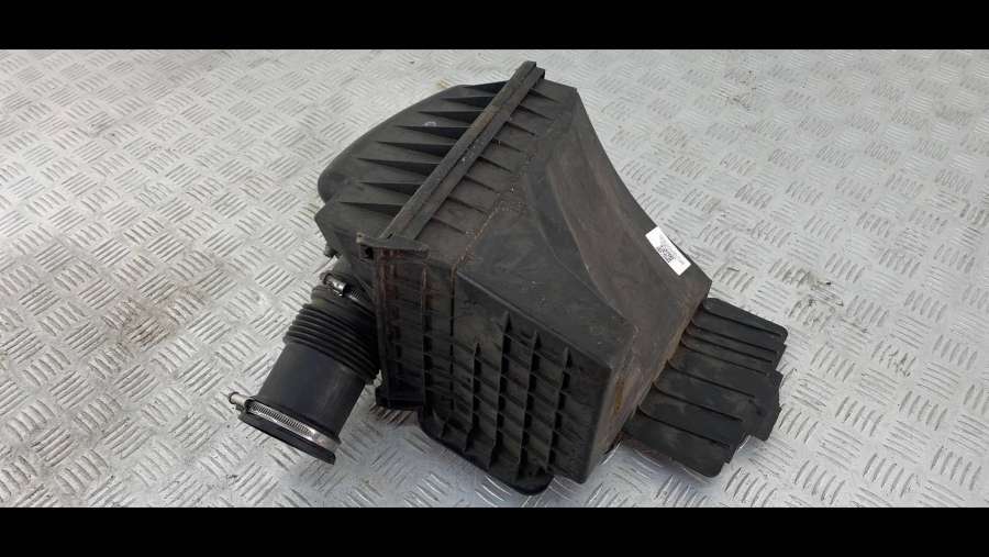 7544409 Корпус воздушногo фильтра BMW 7 2007г. | Фото № 1 7544409 Корпус воздушногo фильтра BMW 7 2007г. - Фото 1