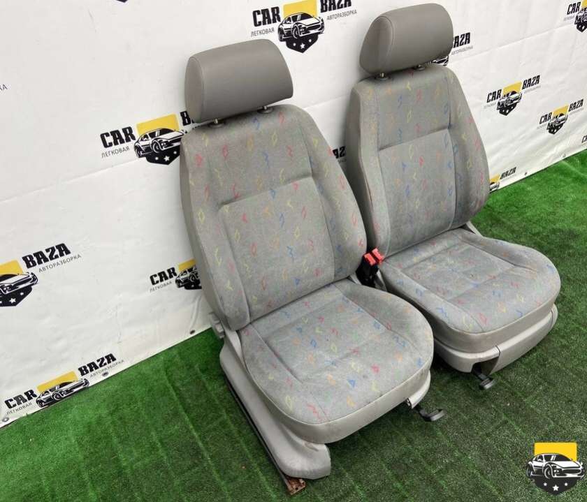 6Q4881105DD6Q4881106DD Салон (комплект сидений) Volkswagen Caddy 2010г. | Фото № 3 6Q4881105DD6Q4881106DD Салон (комплект сидений) Volkswagen Caddy 2010г. - Фото 3