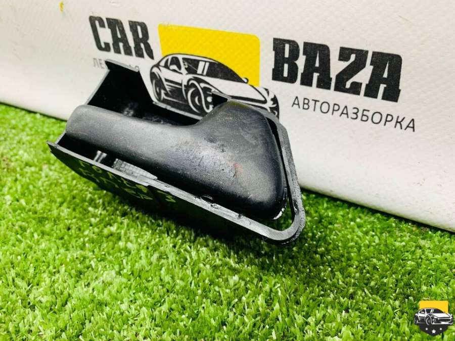 1H0837142 Ручка внутренняя передняя правая  Volkswagen Golf 1999г. | Фото № 5  1H0837142 Ручка внутренняя передняя правая  Volkswagen Golf 1999г. - Фото 5