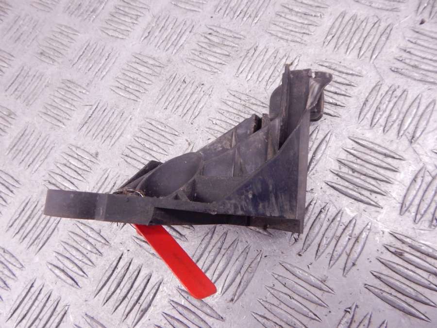 51 11 7 030 619 7030619 Кронштейн крепления бампера переднего BMW 3-series (E46) 2003г. | Фото № 2 51 11 7 030 619 7030619 Кронштейн крепления бампера переднего BMW 3-series (E46) 2003г. - Фото 2