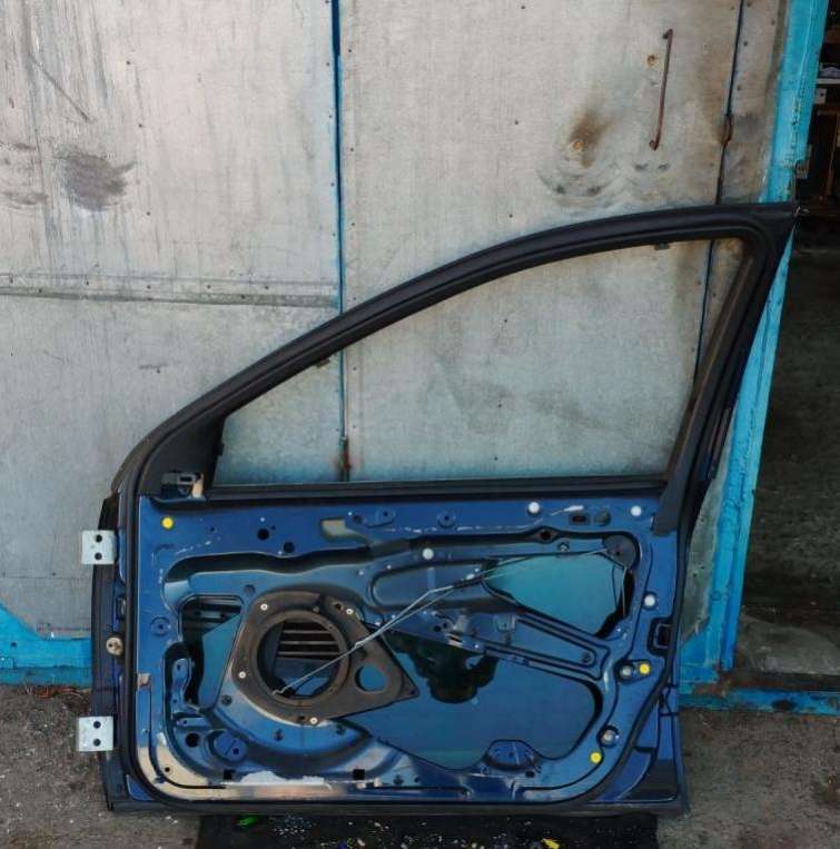 Дверь передняя правая Peugeot 607 2001г. | Фото № 1 Дверь передняя правая Peugeot 607 2001г. - Фото 1