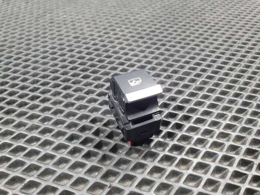 4M0959855 Кнопка стеклоподъемника двери задней левой  Audi A5 F5 2017г. | Фото № 2  4M0959855 Кнопка стеклоподъемника двери задней левой  Audi A5 F5 2017г. - Фото 2