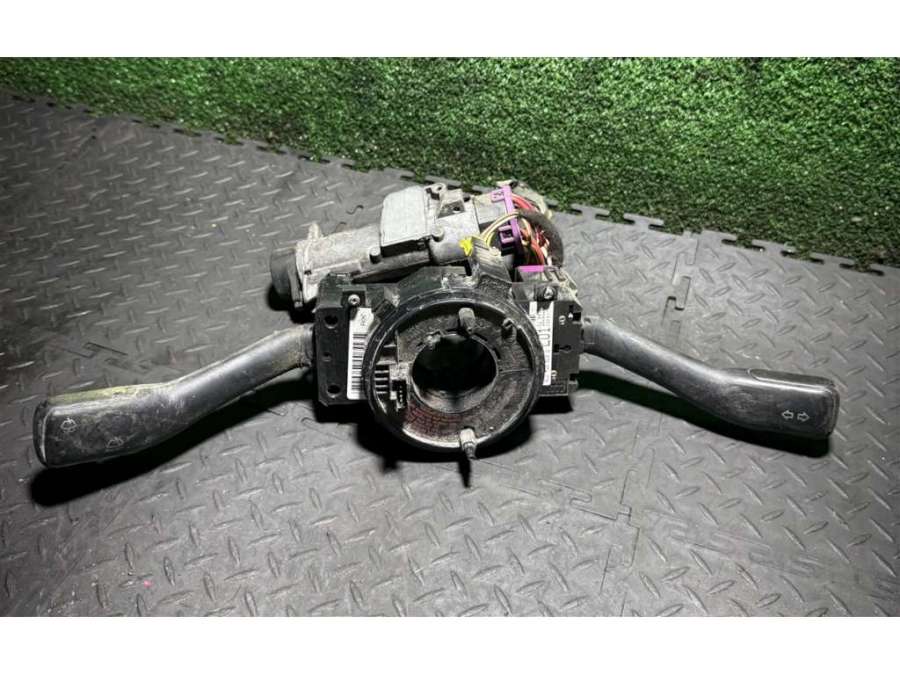 4b0953503e Переключатель подрулевой (стрекоза) Audi A6 2000г. | Фото № 3 4b0953503e Переключатель подрулевой (стрекоза) Audi A6 2000г. - Фото 3