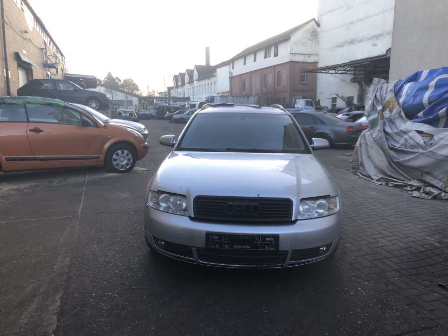 Ручка двери внутренняя задняя правая Audi A4 B6 (2000-2006) Универсал 2001г. | Фото № 12 Ручка двери внутренняя задняя правая Audi A4 B6 (2000-2006) Универсал 2001г. - Фото 12