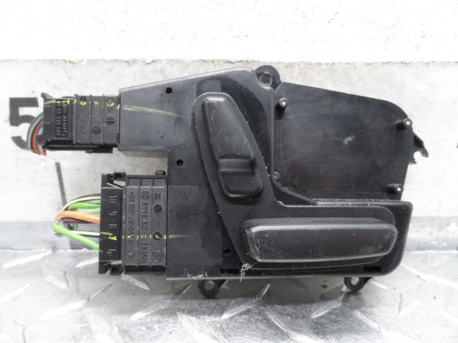 1648201410 Переключатель регулировки сиденья Mercedes M-klasse Джип 2009г. | Фото № 1 1648201410 Переключатель регулировки сиденья Mercedes M-klasse Джип 2009г. - Фото 1