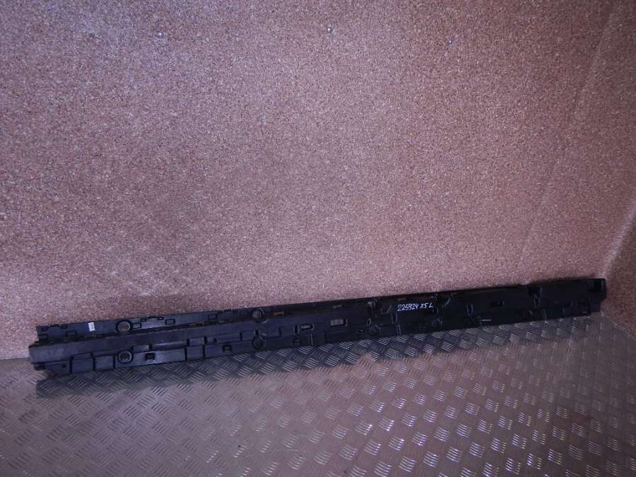 51177294377 Кронштейн накладки порога  Bmw X5 0000г. | Фото № 1  51177294377 Кронштейн накладки порога  Bmw X5 0000г. - Фото 1