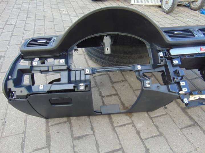 3C0909605N 1K0880201BK 3C1857705F 3C1857706F Подушка безопасности Volkswagen Passat B6 (2005-2010) 2005г. | Фото № 11 3C0909605N 1K0880201BK 3C1857705F 3C1857706F Подушка безопасности Volkswagen Passat B6 (2005-2010) 2005г. - Фото 11