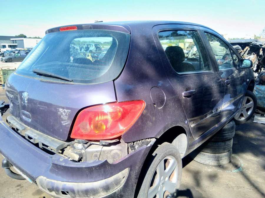 Маховик (демпфер сцепления) Peugeot 307 (2001-2008) Хетчбэк 5дв. 2002г. | Фото № 15 Маховик (демпфер сцепления) Peugeot 307 (2001-2008) Хетчбэк 5дв. 2002г. - Фото 15