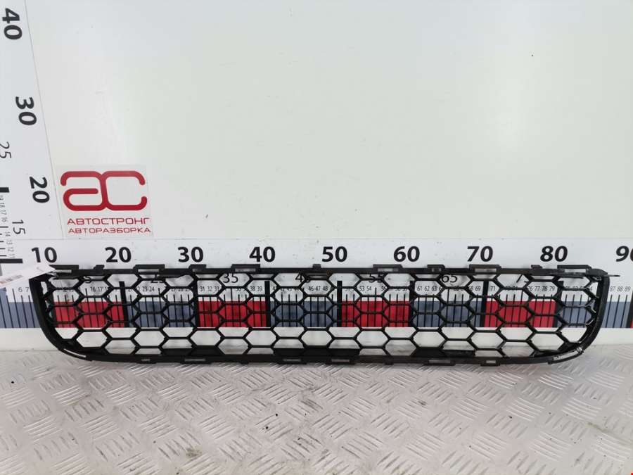 531120F020 Решетка (заглушка) в бампер центральная Toyota Corolla Verso 2 (2004-2009) Минивэн 2007г. | Фото № 2 531120F020 Решетка (заглушка) в бампер центральная Toyota Corolla Verso 2 (2004-2009) Минивэн 2007г. - Фото 2