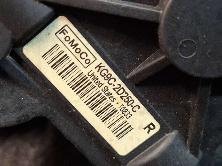 KG9C2D250C Суппорт тормозной задний правый  Ford Edge внедорожник 5 дв. 2020г. | Фото № 7  KG9C2D250C Суппорт тормозной задний правый  Ford Edge внедорожник 5 дв. 2020г. - Фото 7