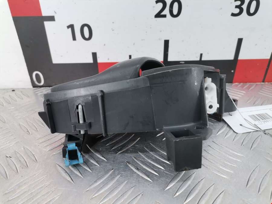 9623200177 Ручка двери внутренняя передняя левая Citroen Xsara (1997-2006) Хетчбэк 5дв. 2006г. | Фото № 2 9623200177 Ручка двери внутренняя передняя левая Citroen Xsara (1997-2006) Хетчбэк 5дв. 2006г. - Фото 2