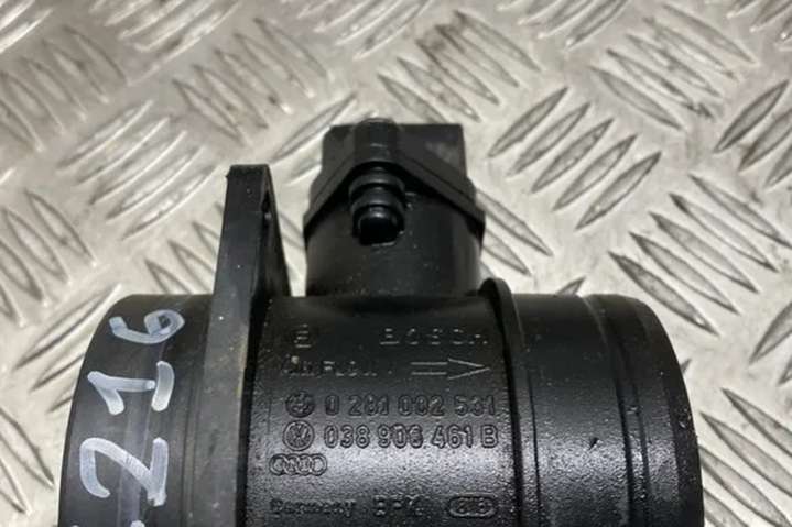 038906461 Расходомер воздуха  Skoda Fabia 1 поколение (1999-2004) 1999г. | Фото № 2  038906461 Расходомер воздуха  Skoda Fabia 1 поколение (1999-2004) 1999г. - Фото 2