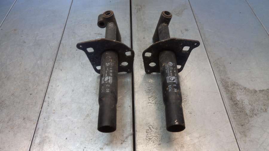 8159359 51118159359 Кронштейн BMW 5 E39 1999г. | Фото № 1 8159359 51118159359 Кронштейн BMW 5 E39 1999г. - Фото 1