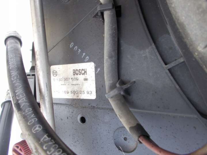 A1695003304 Радиатор (основной)  Mercedes B W245 (2005-2008) 2005г. | Фото № 3  A1695003304 Радиатор (основной)  Mercedes B W245 (2005-2008) 2005г. - Фото 3