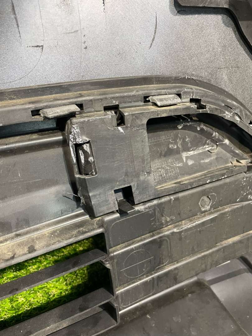 Бампер передний  Ford Explorer 2020г. | Фото № 13   Бампер передний  Ford Explorer 2020г. - Фото 13