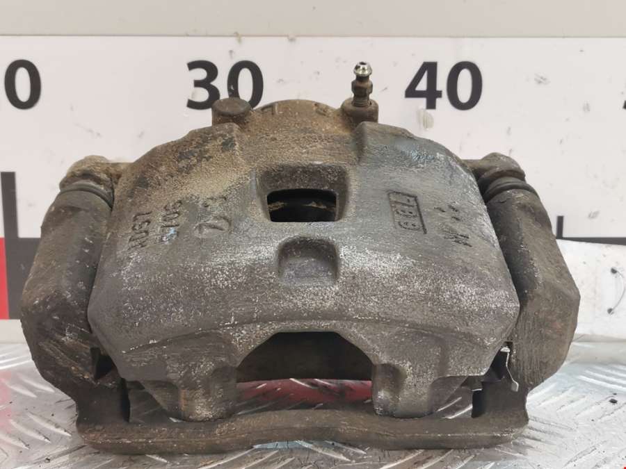 Суппорт передний правый Subaru Legacy 3 (BE/BH) (1998-2004) Универсал 1998г. | Фото № 2 Суппорт передний правый Subaru Legacy 3 (BE/BH) (1998-2004) Универсал 1998г. - Фото 2