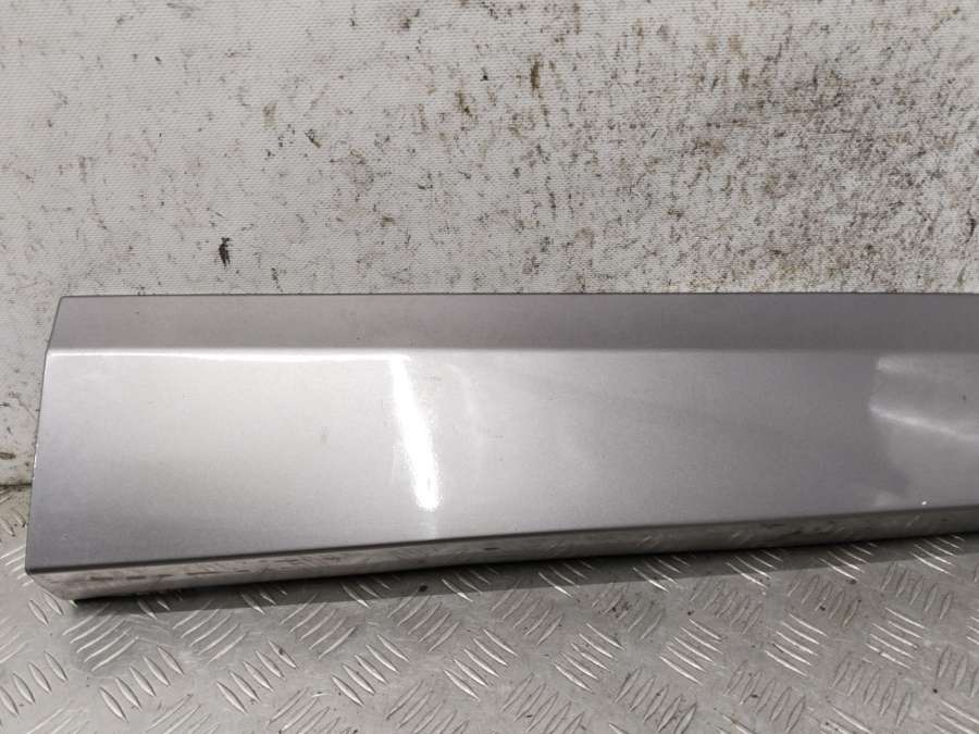 801860016R Молдинг двери передней правой Renault Scenic 2010г. | Фото № 3 801860016R Молдинг двери передней правой Renault Scenic 2010г. - Фото 3