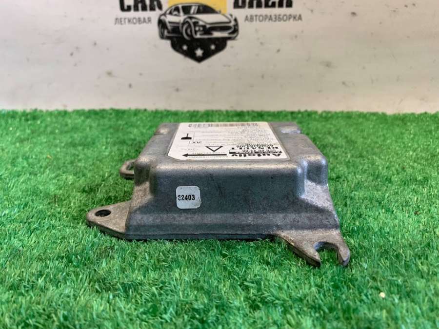 8200018830B  Блок управления AIRBAG   Renault Laguna I 1997г. | Фото № 5  8200018830B  Блок управления AIRBAG   Renault Laguna I 1997г. - Фото 5