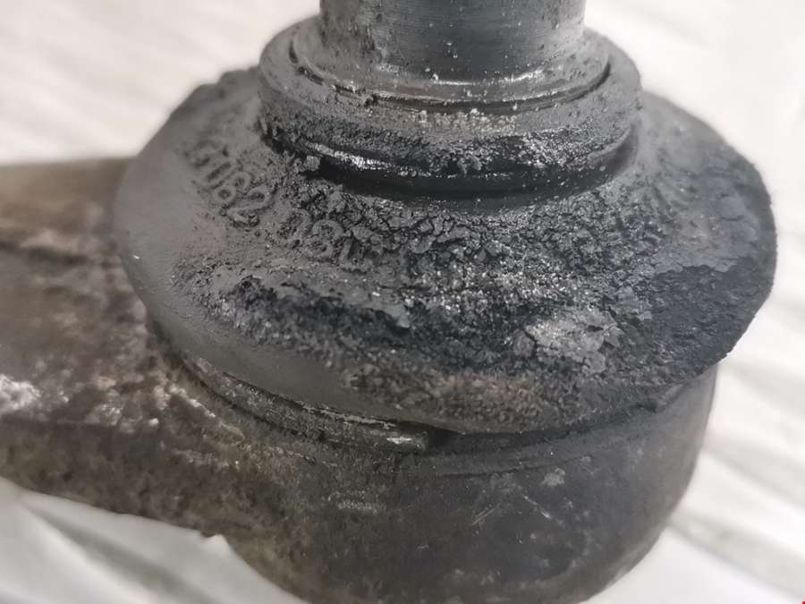 Рычаг передний правый Audi A4 B6 (2000-2006) Универсал 2001г. | Фото № 2 Рычаг передний правый Audi A4 B6 (2000-2006) Универсал 2001г. - Фото 2