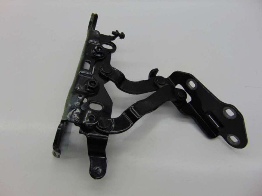 A2048800728 Петля капота левая  Mercedes E W212 2012г. | Фото № 6  A2048800728 Петля капота левая  Mercedes E W212 2012г. - Фото 6